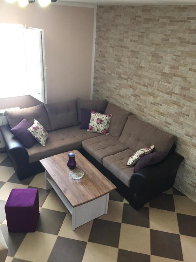 Apartment Elena Tivat Bagian luar foto